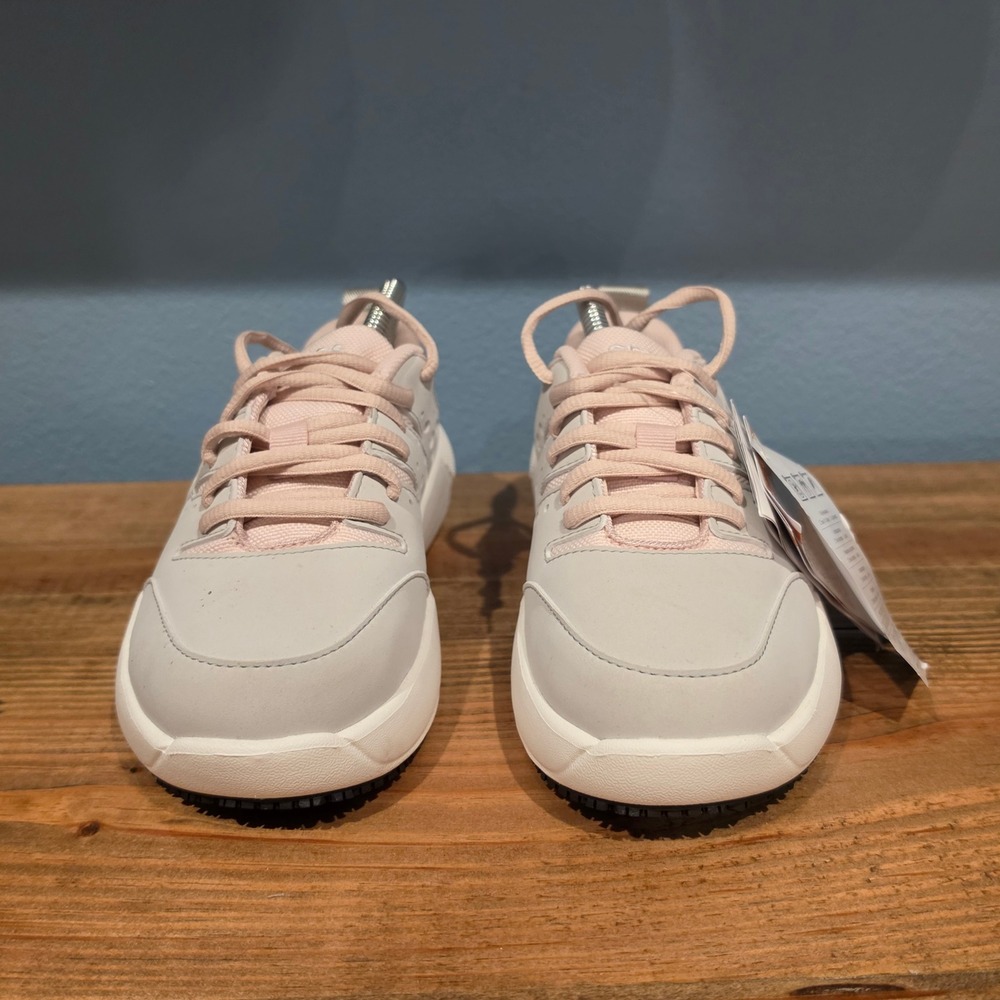 Crocs Womens On The Clock Work Sneaker Grey Pink Slip Resistant 209476-1FS Sz 5 - Picture 2 of 12